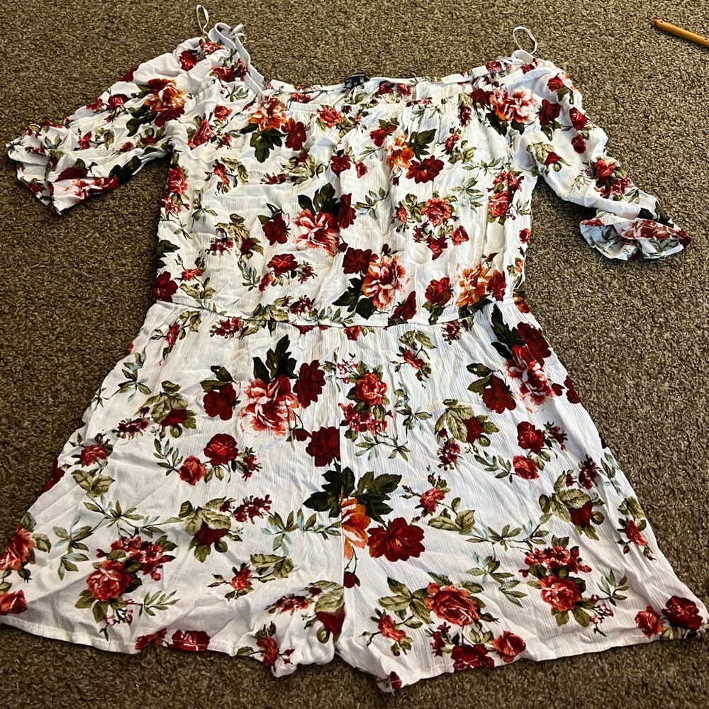 Floral shorts romper